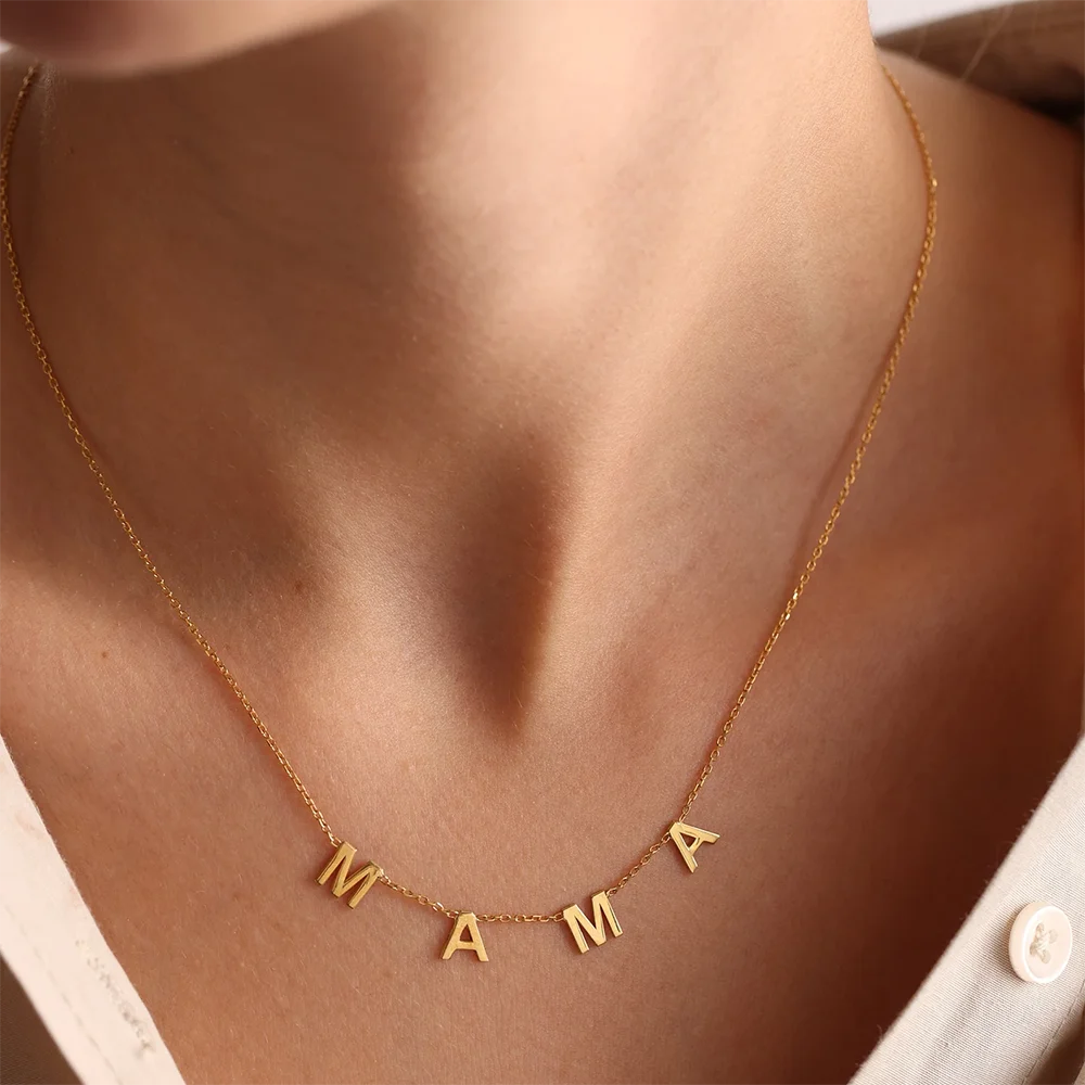 COLLAR CON MOMBRE MAMÁ