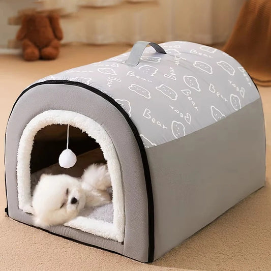 Hunde- und Katzenhaus mit Ball zum Spielen